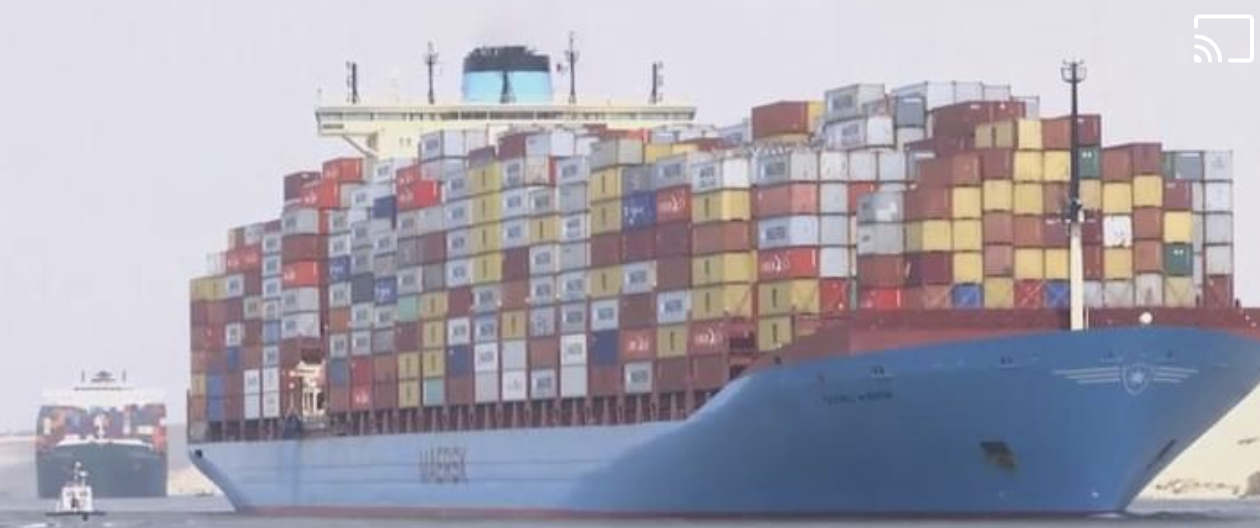 #سفينة #ايفر غيفن التي جعلت من سد قناة السويس عائقا عالميا للتجارة في العالم